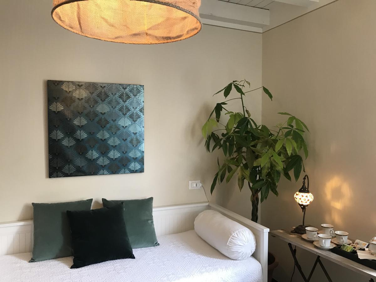 イゼーオ Il Giardino Segreto Bed & Breakfast エクステリア 写真
