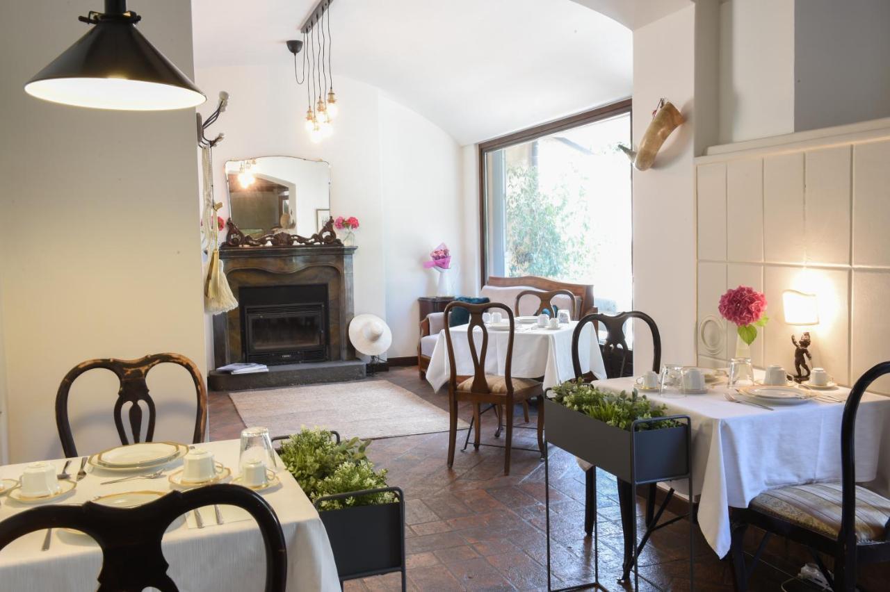イゼーオ Il Giardino Segreto Bed & Breakfast エクステリア 写真