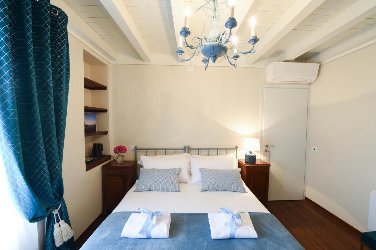イゼーオ Il Giardino Segreto Bed & Breakfast エクステリア 写真